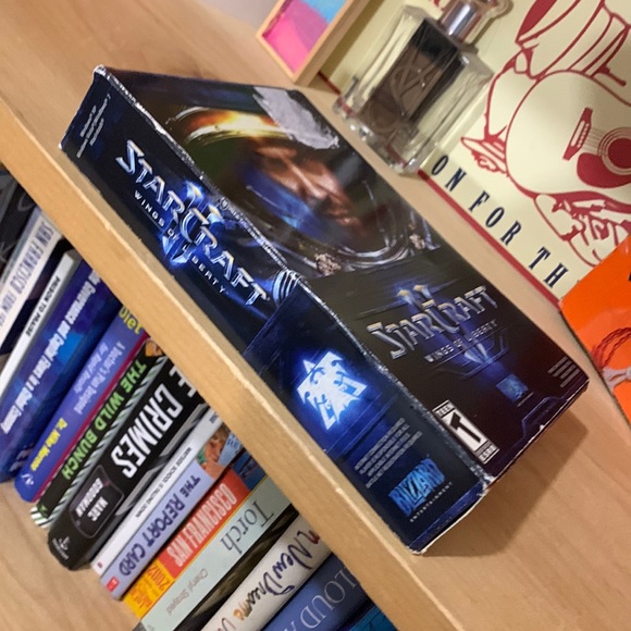 BLIZZARD-STARCRAFT ‘WINGS OF LIBERTY’ DVD-ROM PC video game - Picture 3 of 6